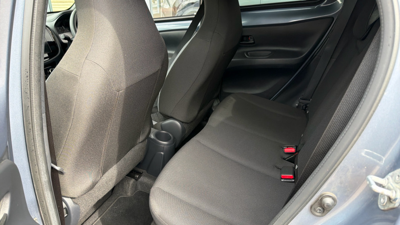 Toyota Aygo X 1.0 VVT-i Edge 5dr Petrol Hatchback